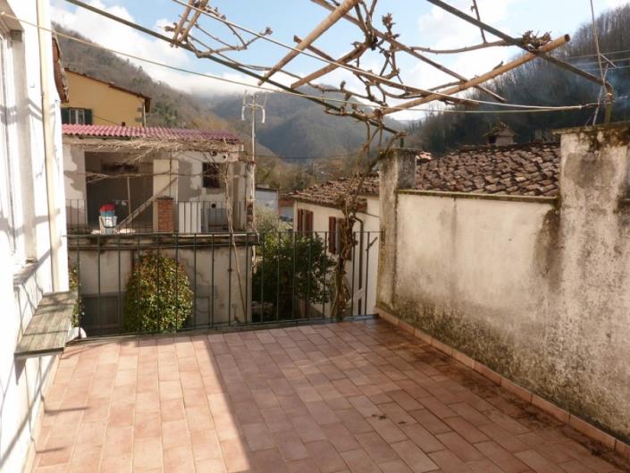 Image No.3-Appartement de 3 chambres à vendre à Bagni di Lucca