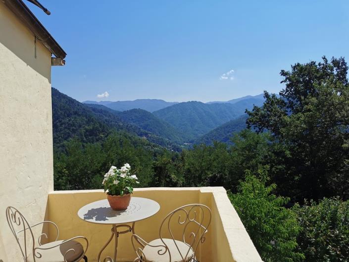 Image No.6-2 Bed Country House for sale