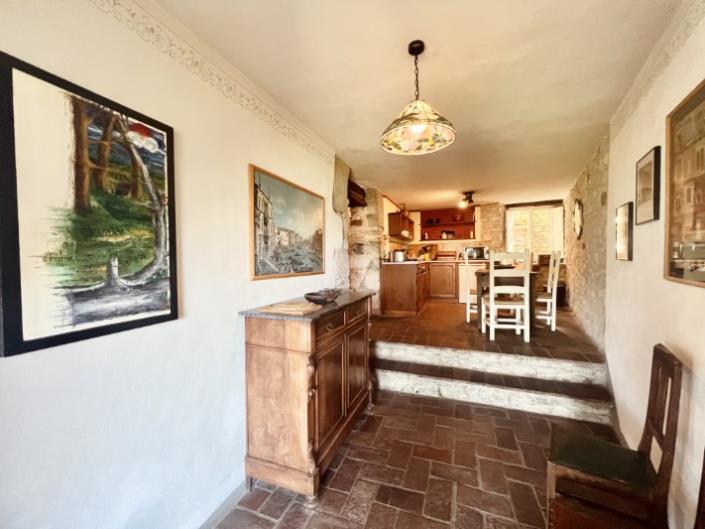 Image No.3-2 Bed Country House for sale