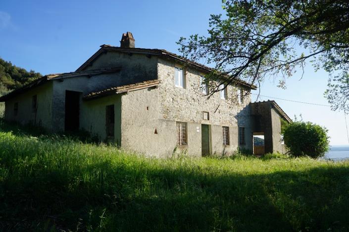 Image No.8-Ferme de 3 chambres à vendre à Lucca