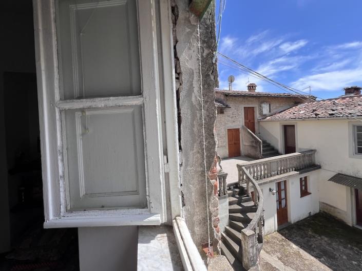 Image No.9-2 Bed Village House for sale