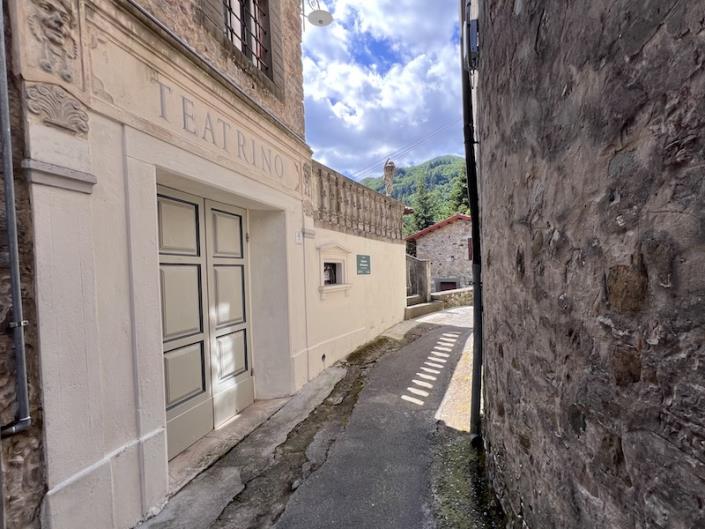 Image No.5-2 Bed Village House for sale