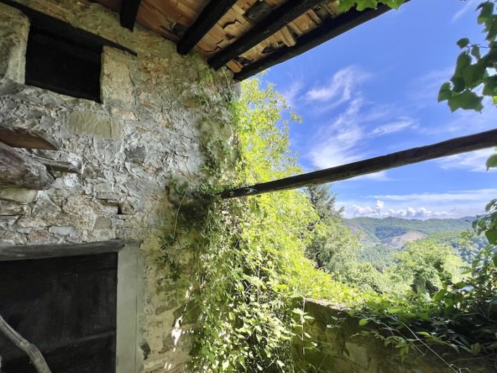 Image No.22-2 Bed Village House for sale