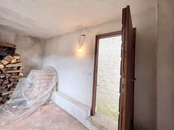 Image No.43-Maison de village de 4 chambres à vendre à Bagni di Lucca