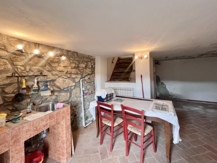 Image No.28-Maison de village de 4 chambres à vendre à Bagni di Lucca