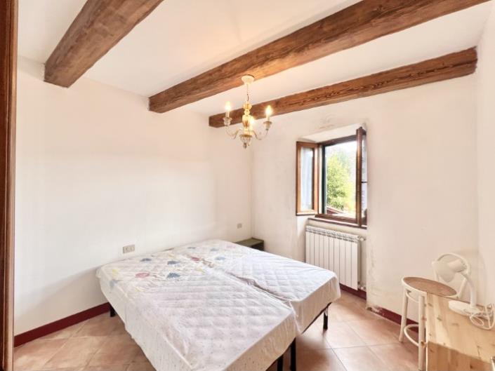 Image No.16-Maison de village de 4 chambres à vendre à Bagni di Lucca