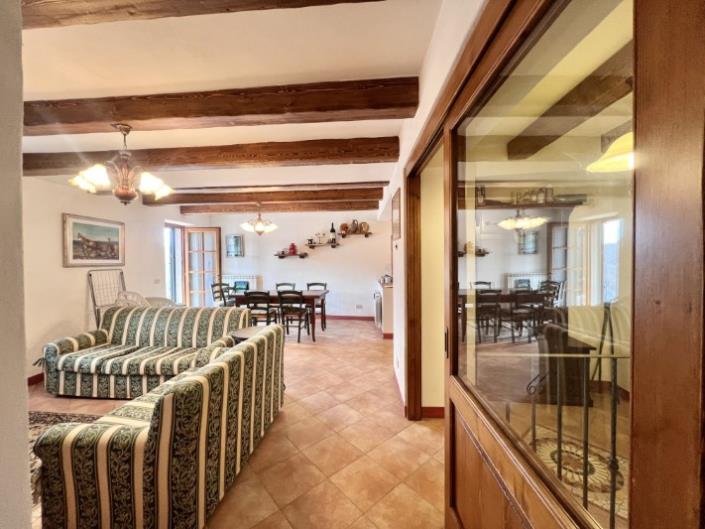 Image No.49-Maison de village de 4 chambres à vendre à Bagni di Lucca