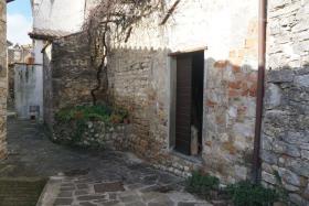 Image No.7-Maison de village de 2 chambres à vendre à Lucca