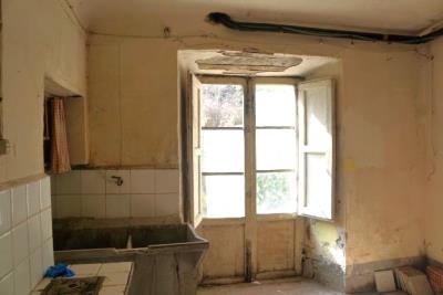Kitchen-on-ground-floor
