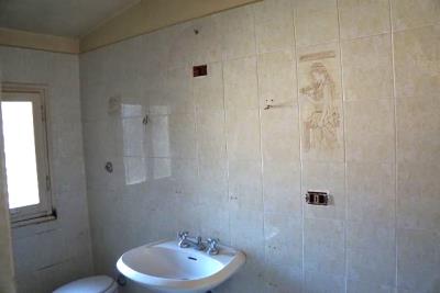 Sister-s-Bathroom