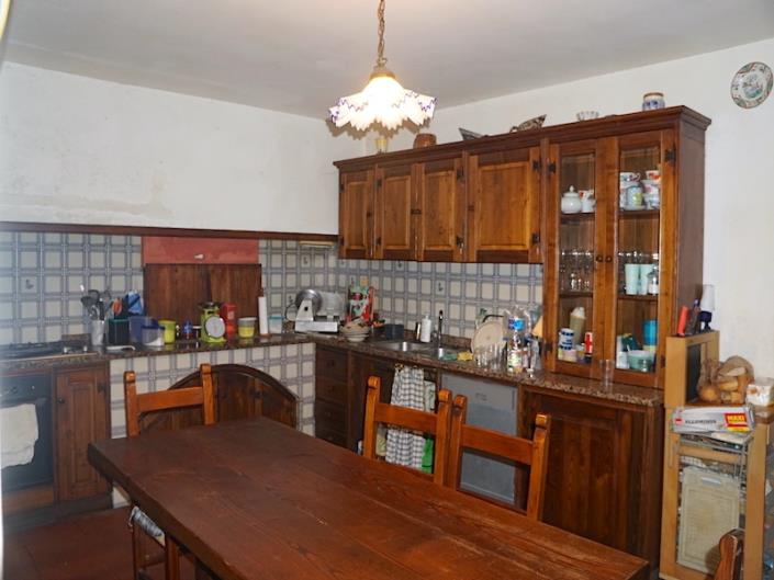 Image No.1-5 Bed House for sale