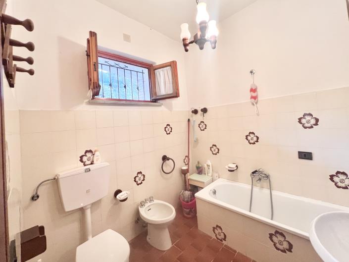 Image No.4-Maison de village de 2 chambres à vendre à Pescaglia