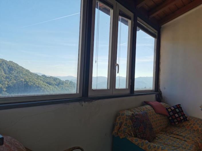 Image No.18-3 Bed House for sale