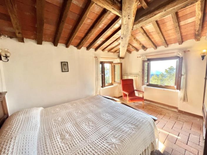 Image No.21-2 Bed Country House for sale