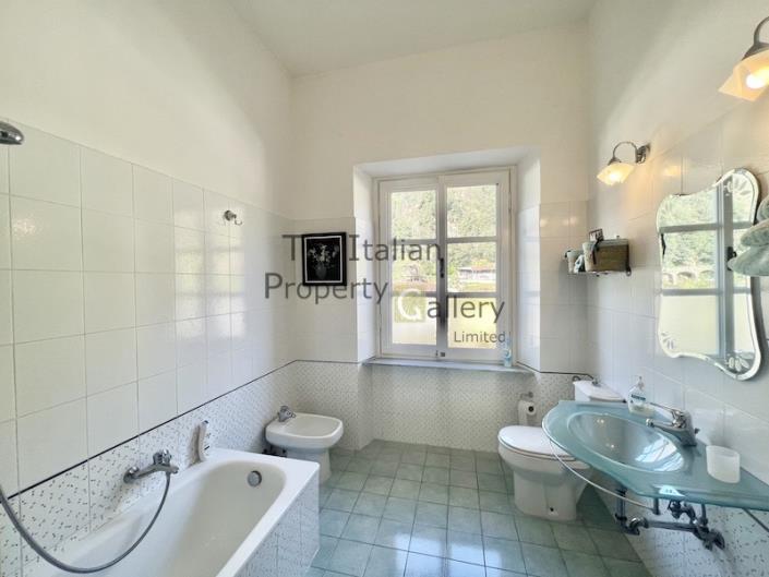 Image No.2-Appartement de 3 chambres à vendre à Bagni di Lucca