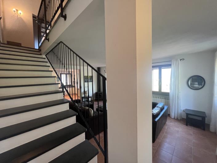 Image No.11-2 Bed Country House for sale