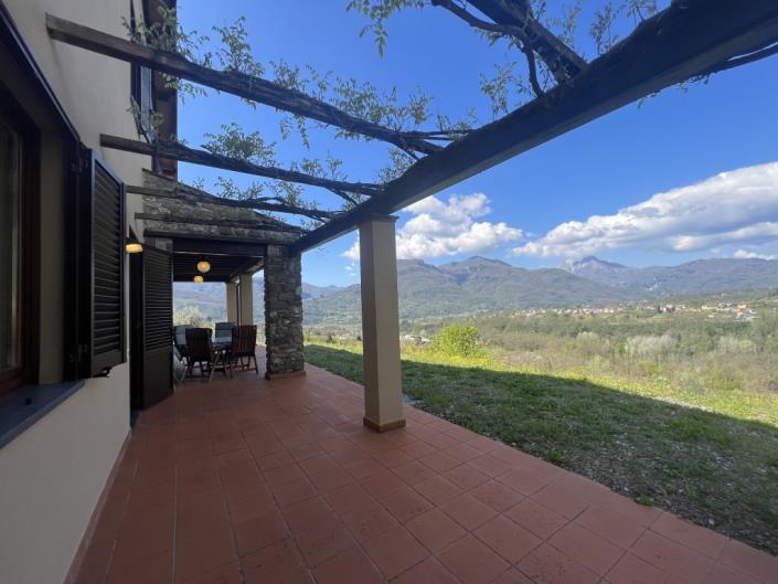 Image No.18-2 Bed Country House for sale