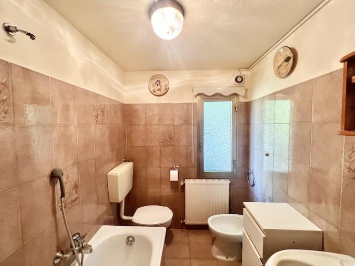 Image No.11-4 Bed House for sale