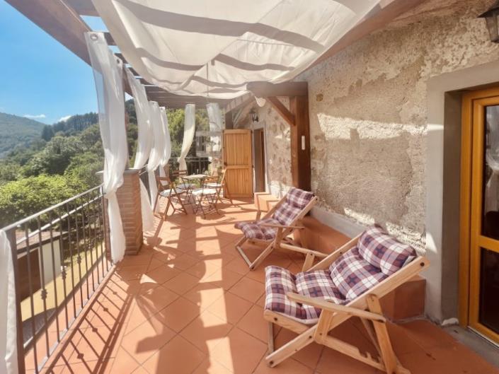 Image No.7-2 Bed Country House for sale