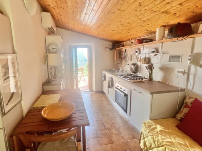 Image No.26-2 Bed Country House for sale