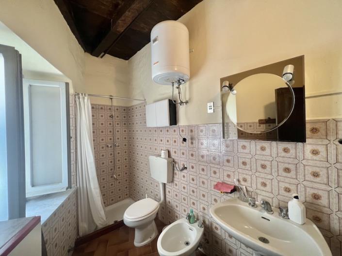 Image No.11-Villa / Détaché de 4 chambres à vendre à Minucciano