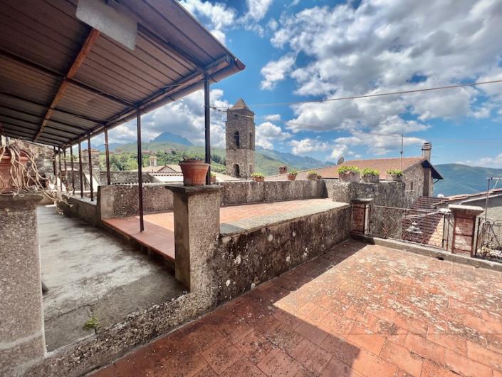 Image No.27-Villa / Détaché de 4 chambres à vendre à Minucciano