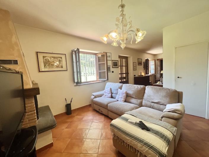 Image No.10-Ferme de 3 chambres à vendre à Capannori