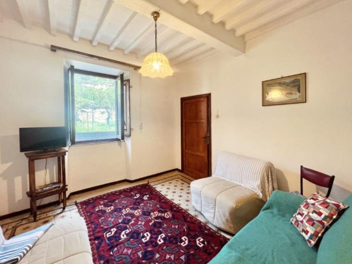 Image No.3-Maison de village de 2 chambres à vendre à Bagni di Lucca