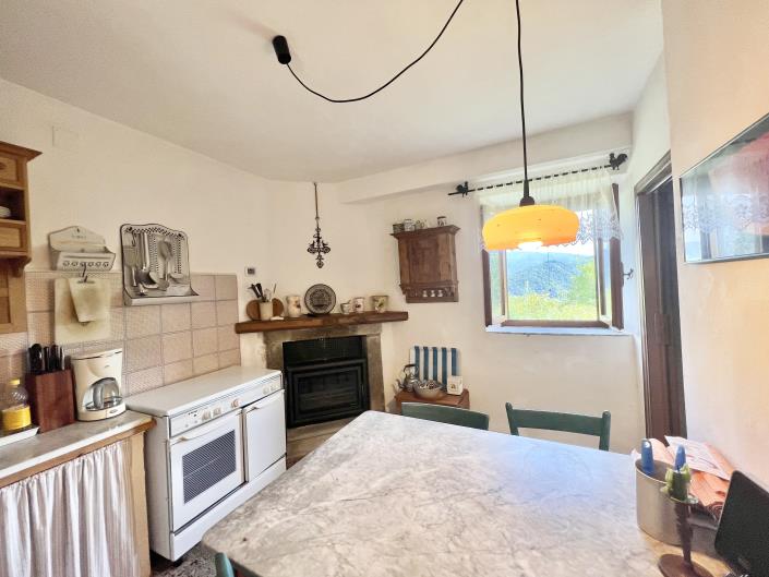 Image No.4-2 Bed House for sale