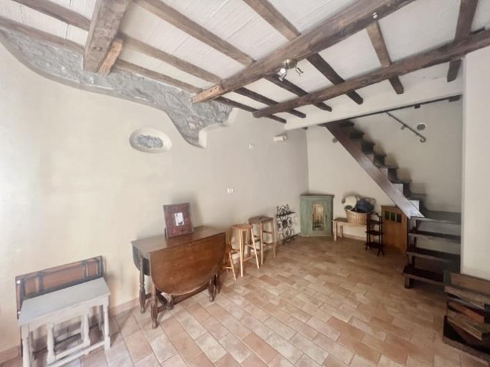 Image No.2-1 Bed House for sale