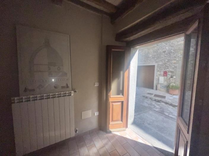 Image No.10-1 Bed House for sale