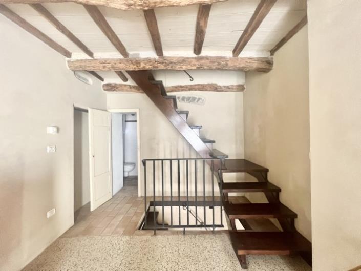 Image No.3-1 Bed House for sale