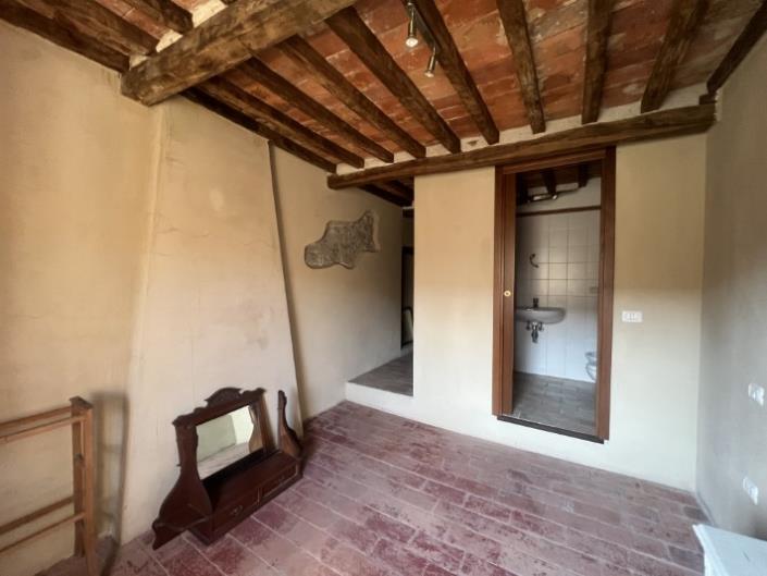 Image No.6-1 Bed House for sale