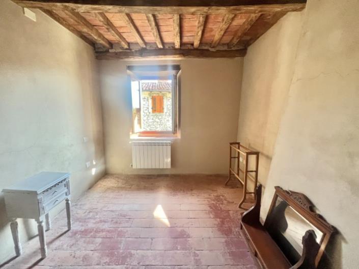 Image No.16-1 Bed House for sale