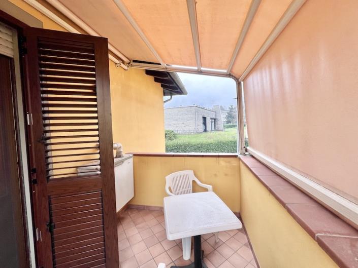 Image No.11-3 Bed House for sale