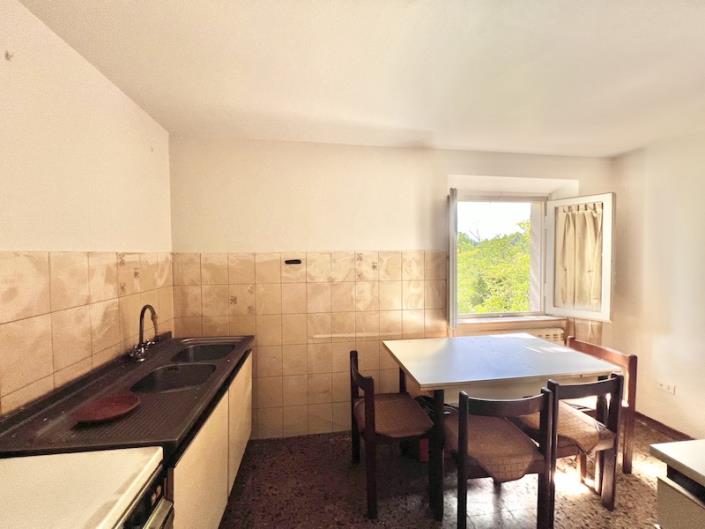 Image No.22-2 Bed House for sale