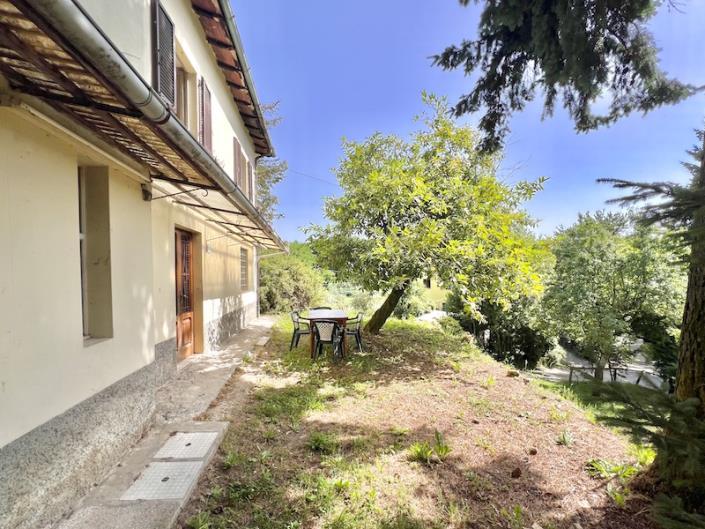 Image No.13-2 Bed House for sale