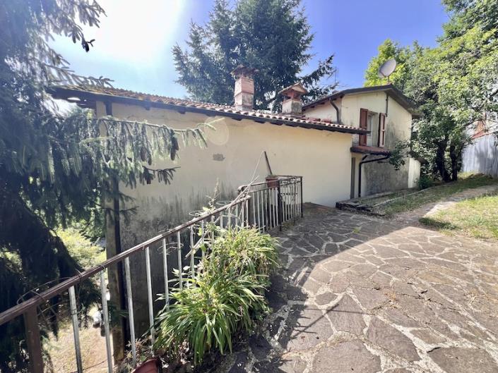 Image No.17-2 Bed House for sale