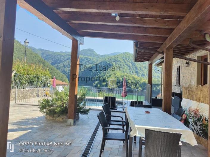 Image No.2-Appartement de 2 chambres à vendre à Vagli Sotto