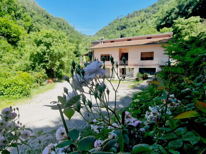 Image No.3-Maison de 3 chambres à vendre à Bagni di Lucca