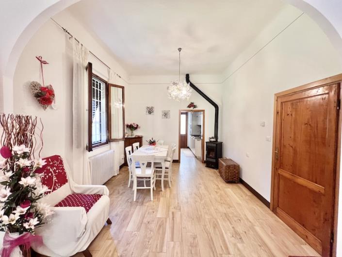 Image No.16-Maison de 2 chambres à vendre à Bagni di Lucca