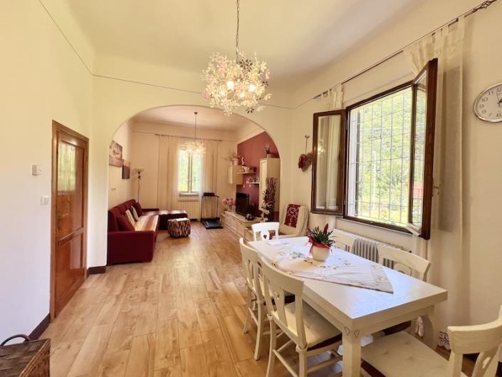 Image No.12-Maison de 2 chambres à vendre à Bagni di Lucca