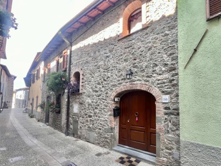 Image No.7-Maison de village de 2 chambres à vendre à Tereglio