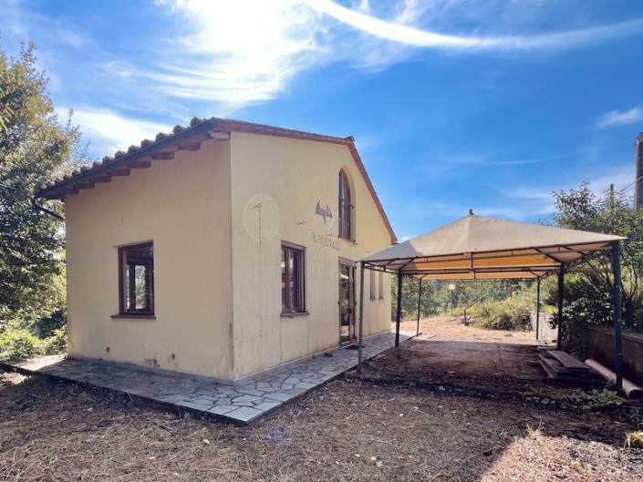 Image No.7-Commercial de 2 chambres à vendre à Bagni di Lucca