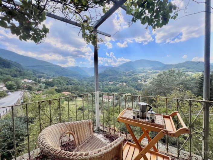 Image No.1-Maison de 2 chambres à vendre à Castelnuovo di Garfagnana