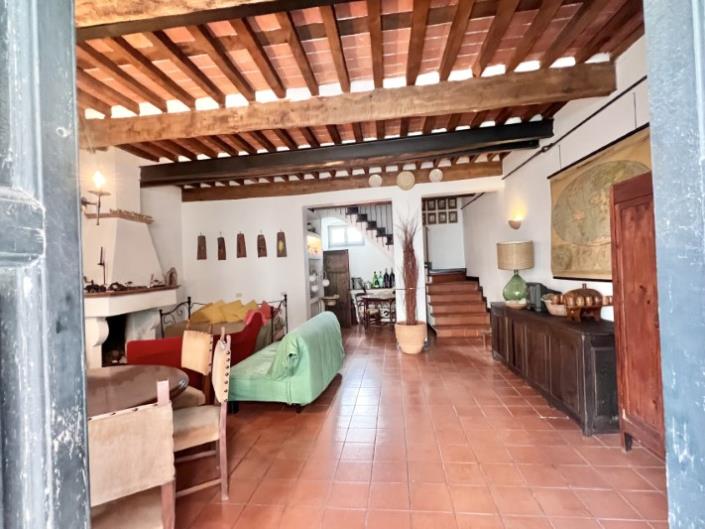 Image No.8-2 Bed House for sale