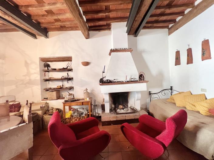 Image No.17-2 Bed House for sale