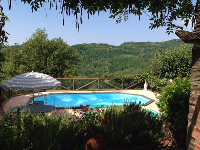 Image No.11-Maison de campagne de 4 chambres à vendre à Bagni di Lucca