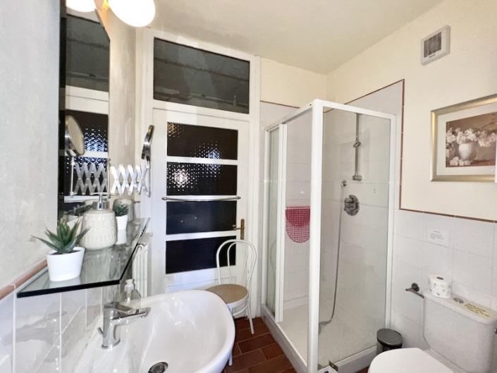 Image No.15-Maison de campagne de 4 chambres à vendre à Bagni di Lucca