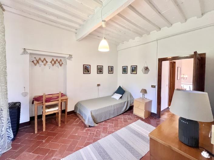 Image No.22-Maison de campagne de 4 chambres à vendre à Bagni di Lucca